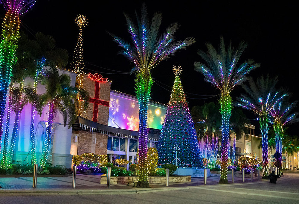 Spectacular Christmas light show at Florida shopping mall under Obsidian control