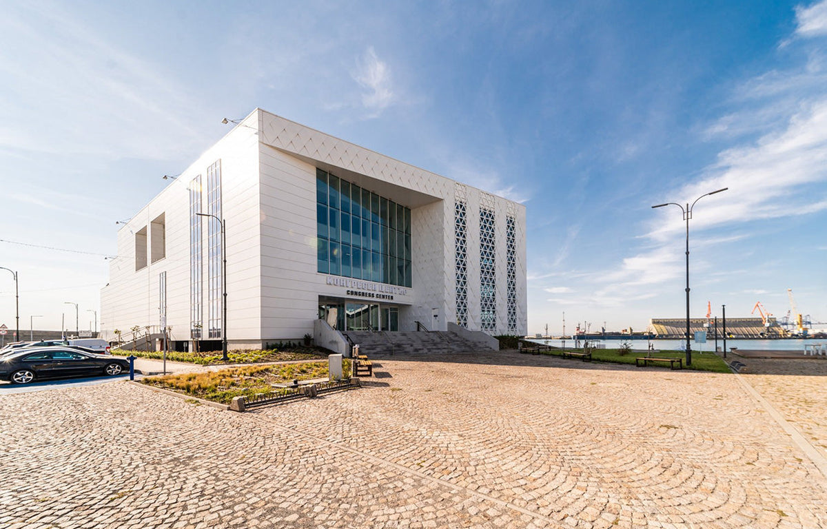 ProAudio Ltd. chooses Elation lighting