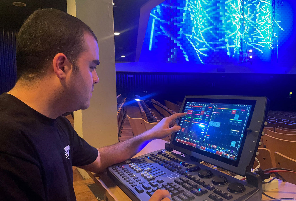 “Strictly Come Dancing” champion tours UK under Obsidian NX2™ lighting control